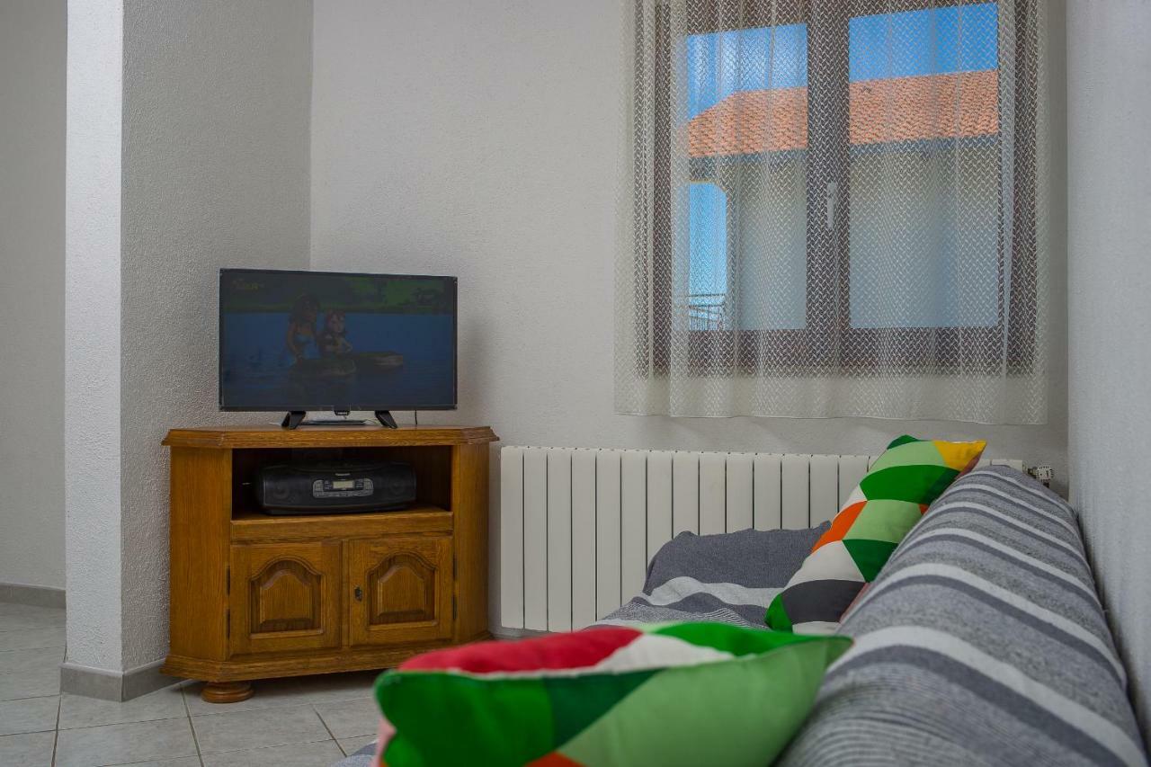 Apartments Rose Trogir Exterior photo